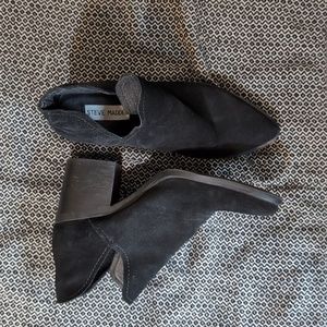 Steve Madden | black suede block heel bootie